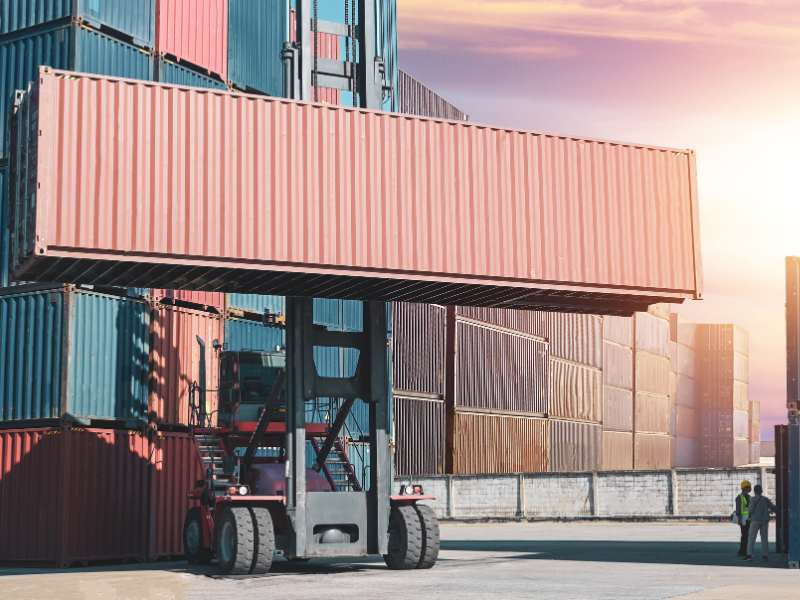 How to Choose the Right International Freight Solutions for Your Business
